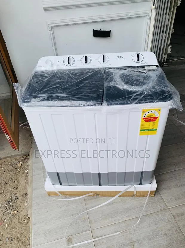 TCL 10.5KG Twin Tub (Semi-Automatic) Washing Machine (F211TT) · Photo 1