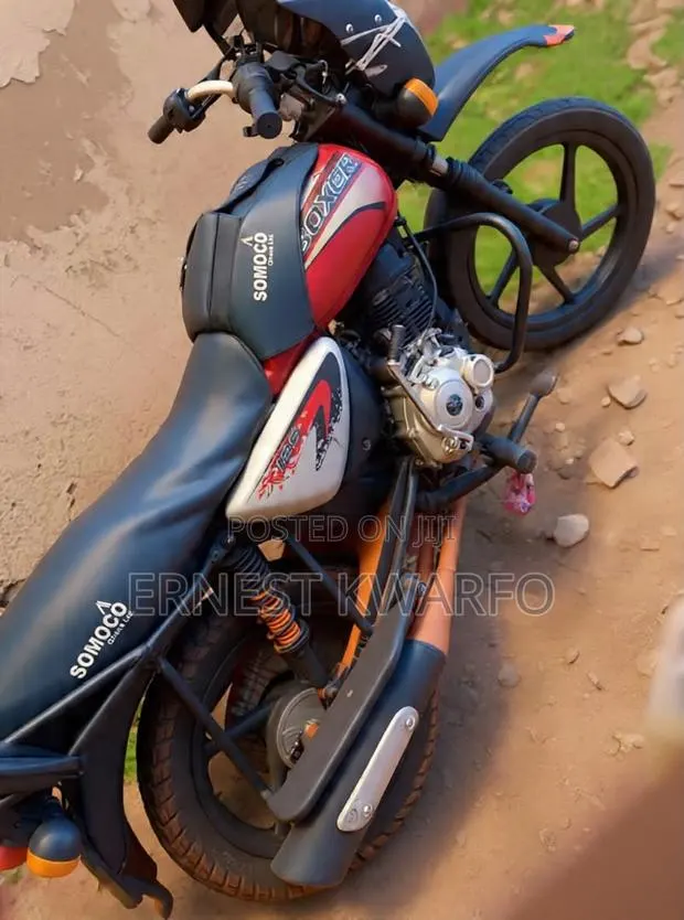 Bajaj Boxer 150 UG 2020 Red · Photo 1