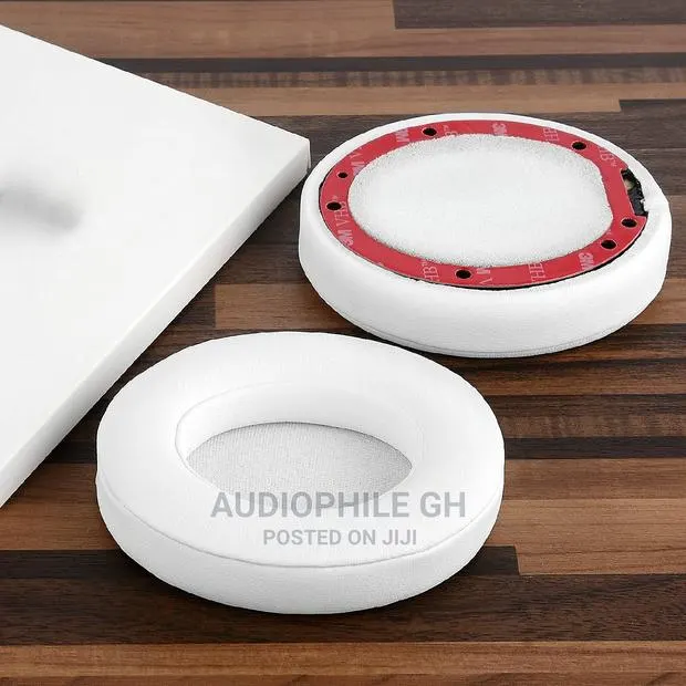 Beats Studio 3 Replacement Earpads · Photo 3