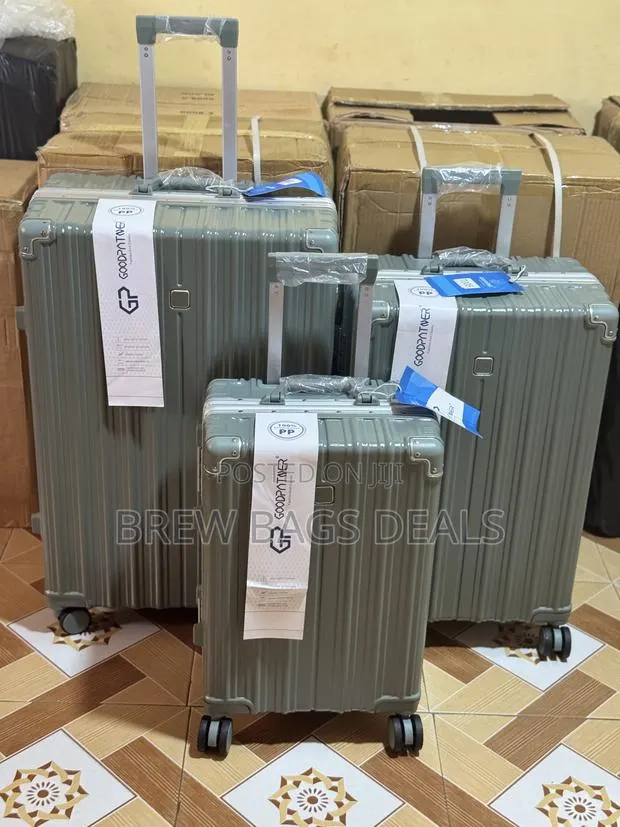 Premium Quality 3set Goodpartner Executive Purely Zipless Suitcase. · Photo 1