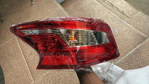 Taillights Sentra 2016-2017-2018-2019 · Photo 1