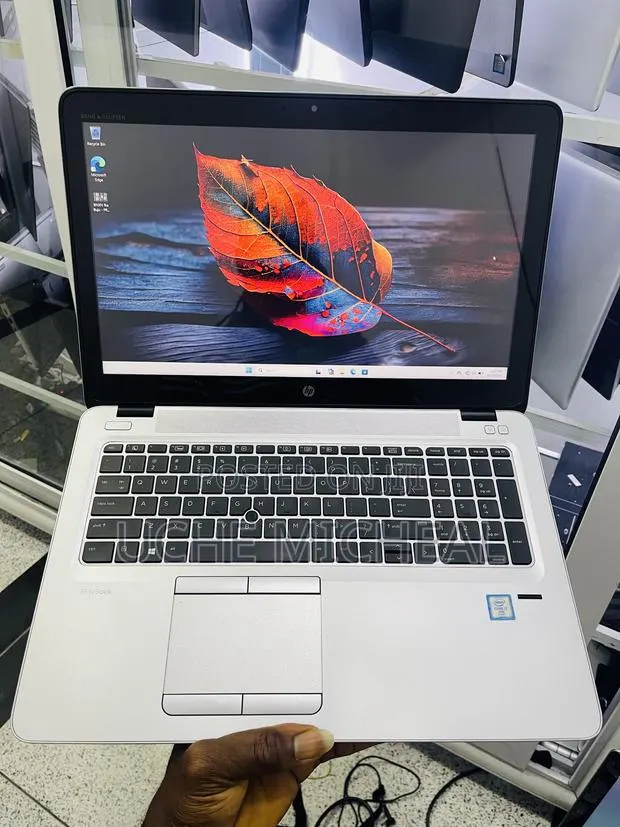 Laptop HP EliteBook 850 G3 8GB Intel Core i7 SSD 256GB · Photo 1