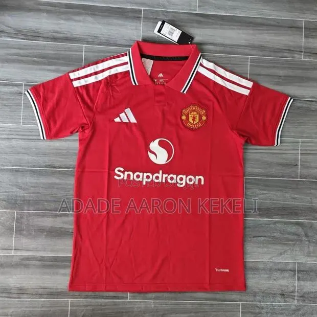 Manchester United Jersey (Authentic) · Photo 1