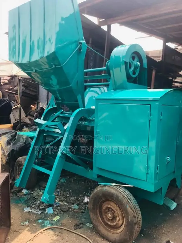 Concrete Mixer · Photo 1