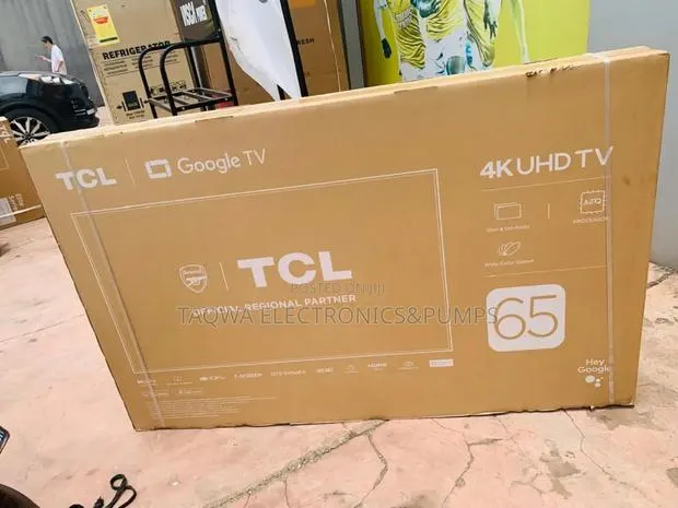 Latex TCL 65inch P755. Uhd · Photo 1