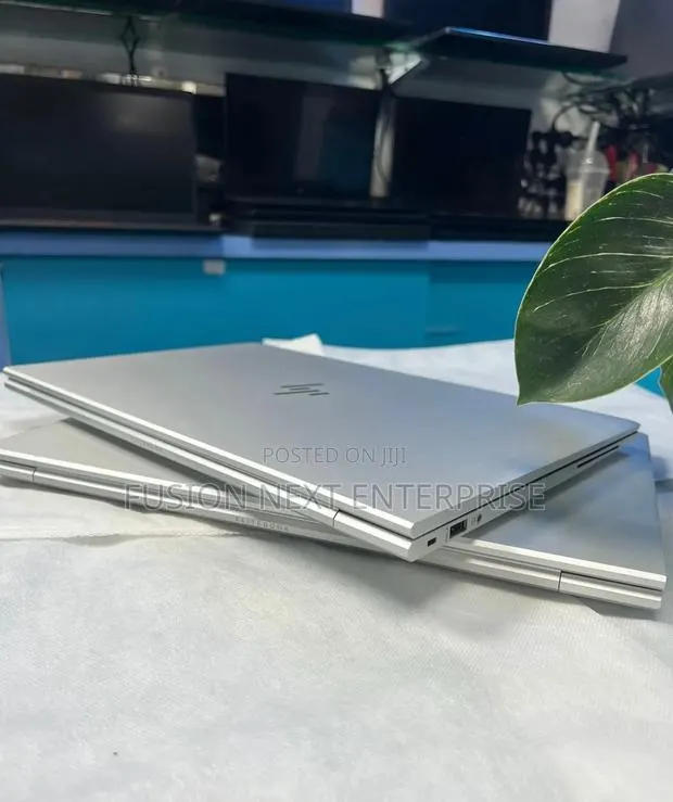 New Laptop HP EliteBook 840 G6 8GB Intel Core i5 SSD 256GB · Photo 1