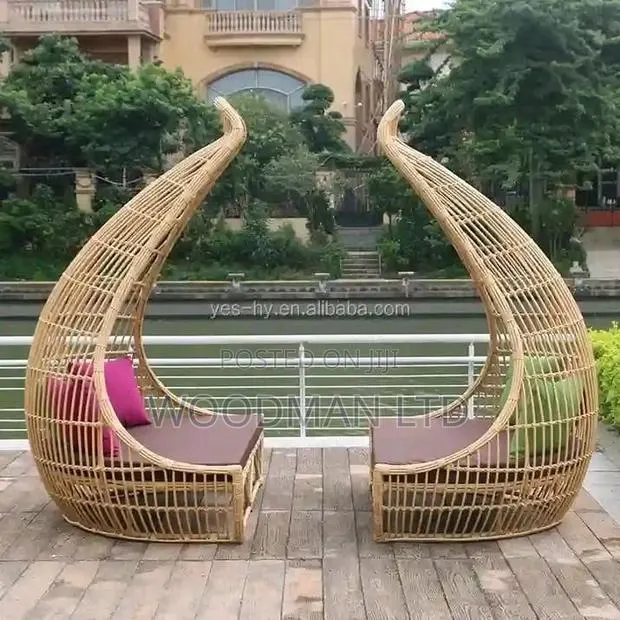 Outdoor Basket Chair With Foam and Pillows · Photo 1