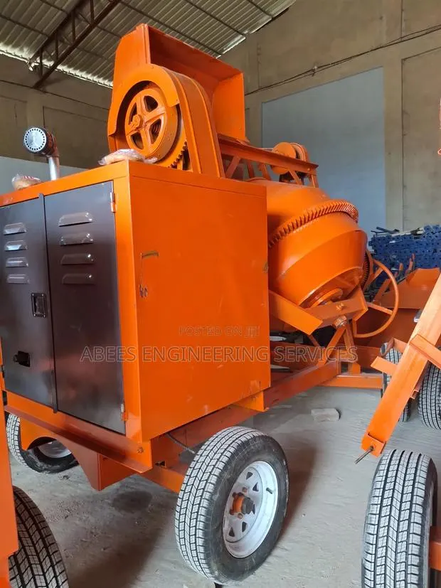 Concrete Mixer · Photo 2