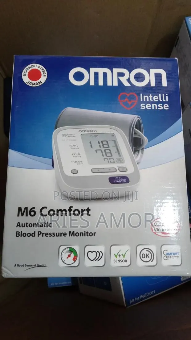 Omron M6 Comfort Sphygmomanometer · Photo 1