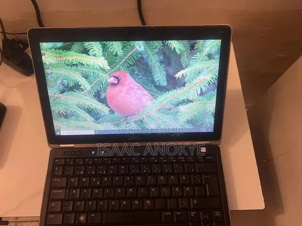 Laptop Dell Latitude 6430u 6GB Intel Core i5 SSD 500GB · Photo 1