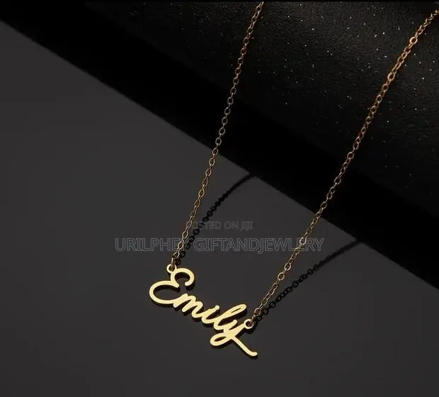 Customized Necklace · Photo 1