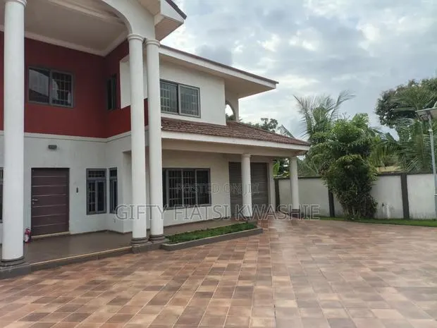 Furnished 5bdrm House in Parakou Estate, Kumasi Metropolitan for rent · Photo 1