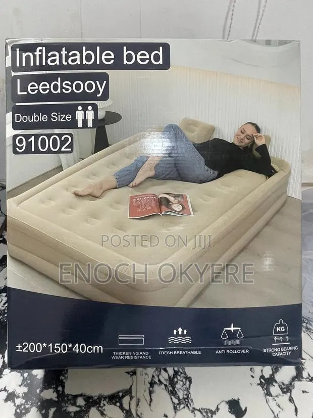 Double Size Inflatable Air Bed With Inbuilt Pump · Photo 1