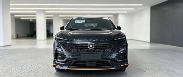 Changan UNI-T 2.0 FWD 2023 Black · Photo 1