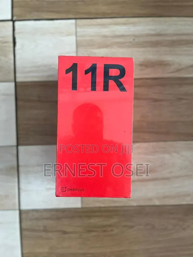 New OnePlus 11R 256 GB Silver · Photo 1