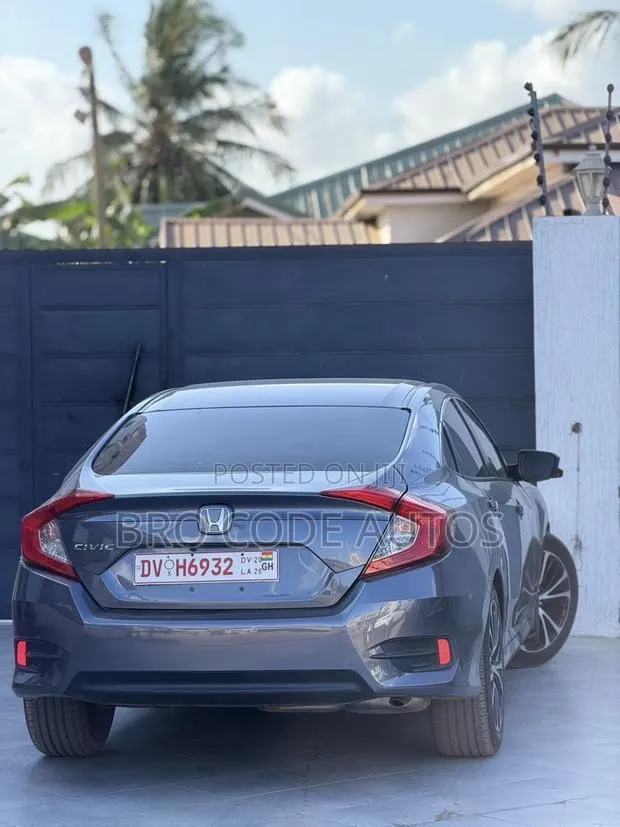Honda Civic EX Sedan 2018 Gray · Photo 1