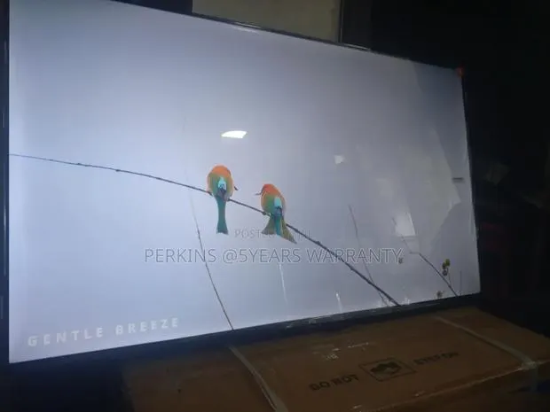 TCL Crystal View 43inches Smart Tv · Photo 1