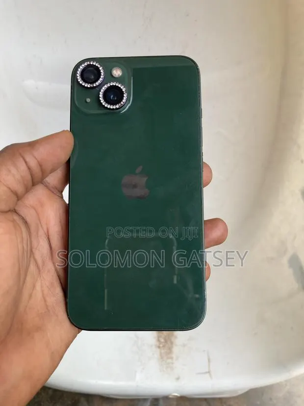 Apple iPhone 13 128 GB Green · Photo 1