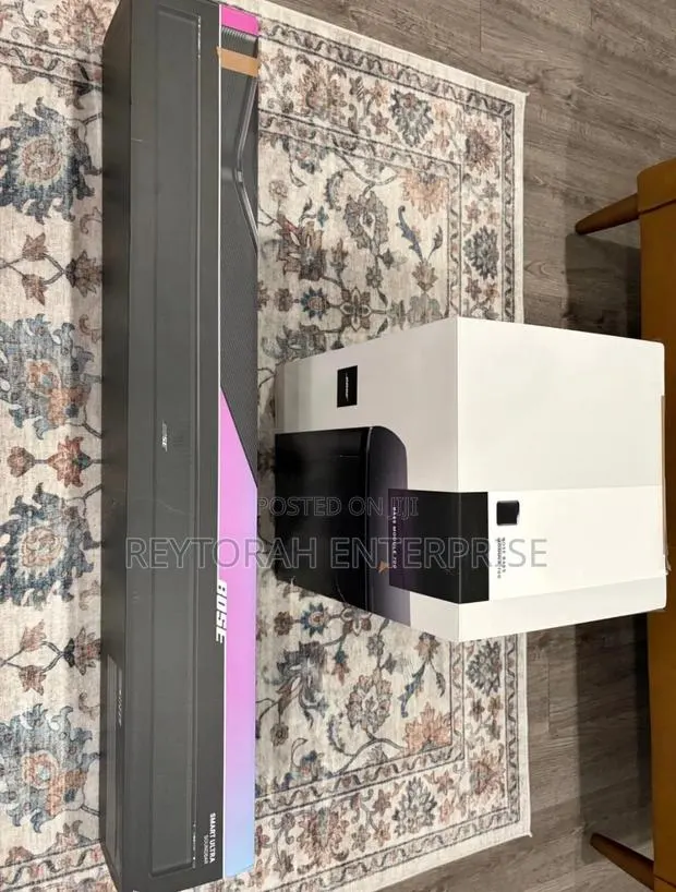 Bose Ultra Soundbar With 700 Bass Module · Photo 1