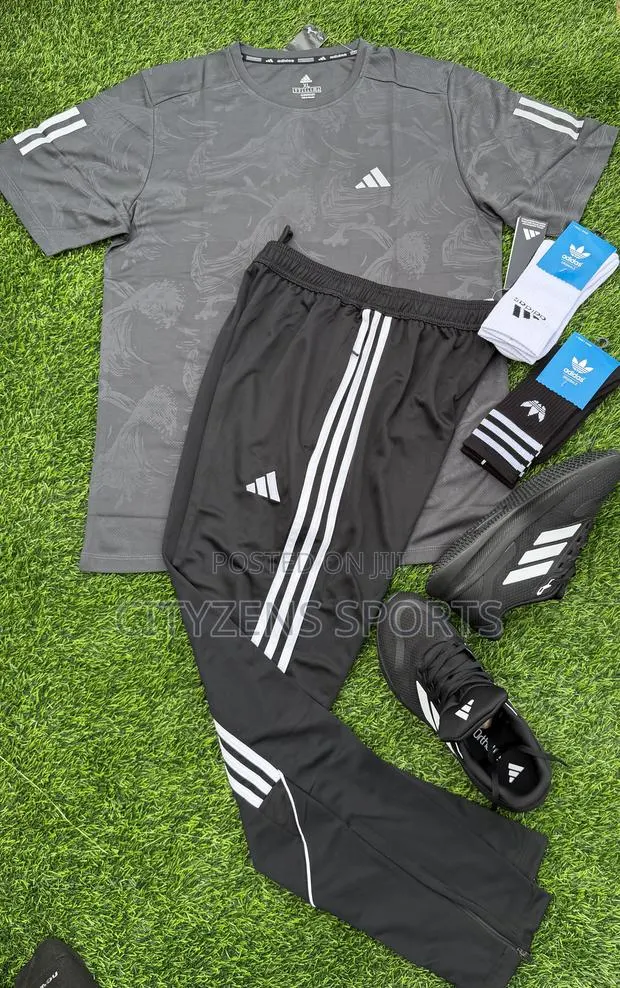 Adidas Trainers Combo · Photo 1