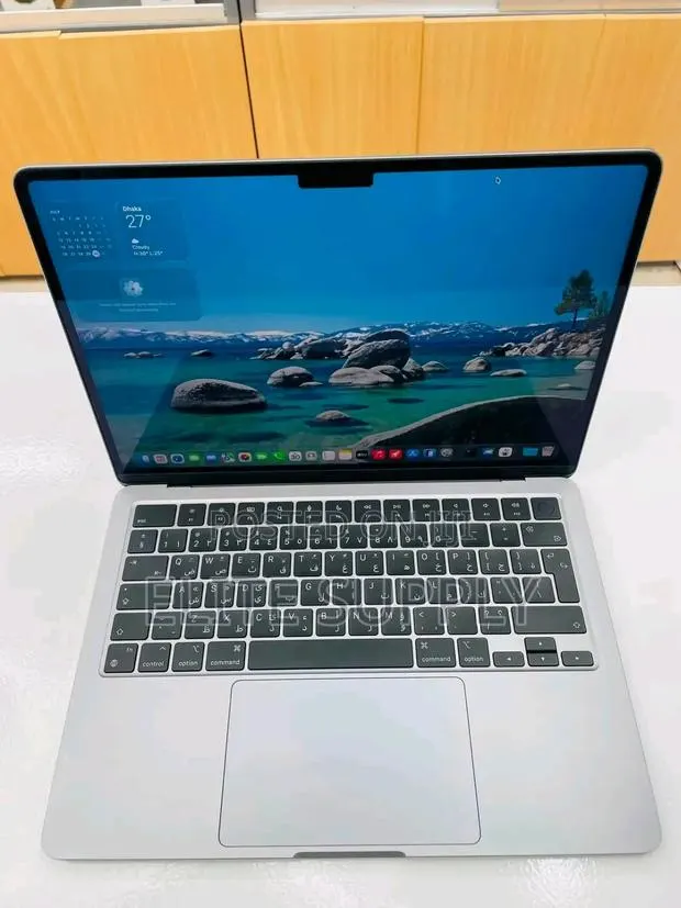 New Laptop Apple MacBook Air 2024 M3 16GB Apple M3 SSD 512GB · Photo 1