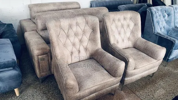 Royal Comfortable Sofa Set · Photo 1