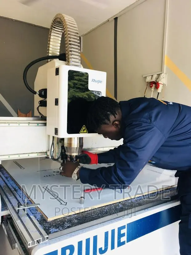 Cnc Cutting · Photo 1