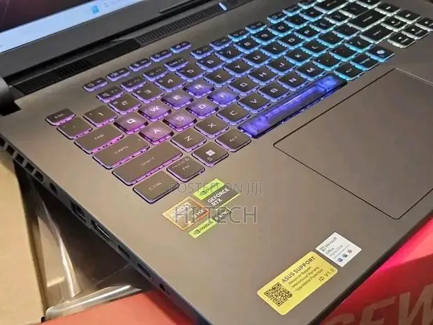 New Laptop Asus ROG Strix G17 16GB AMD Ryzen 9 SSD 512GB · Photo 1
