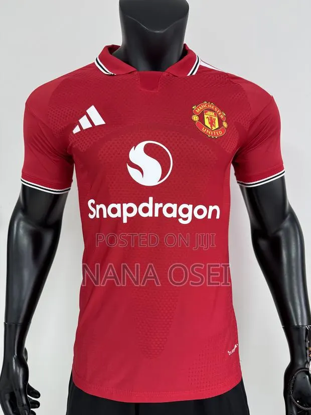Manchester United 2026/27 Home Jersey · Photo 1