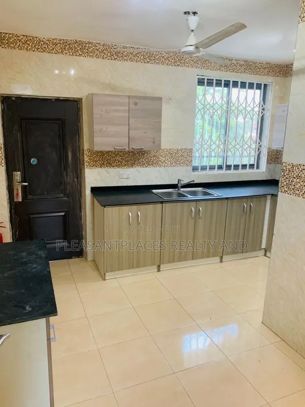 3bdrm Apartment in Pleasantplaces, Police Station for rent · Photo 1