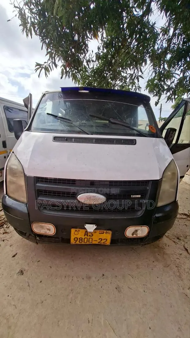 Ford Transit 2007 White · Photo 1