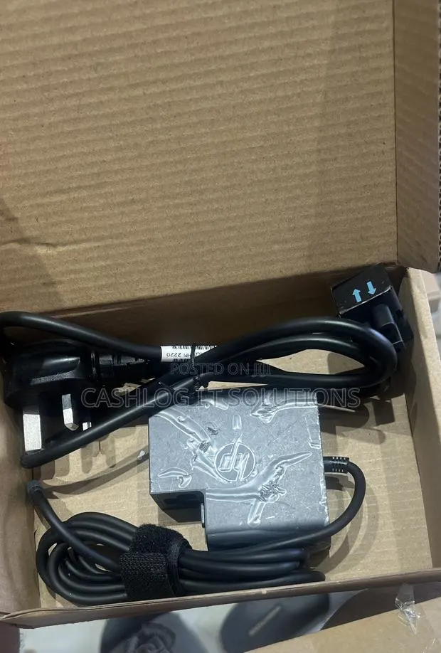 Original 65 Watts Hp Laptop Type C Charger · Photo 1