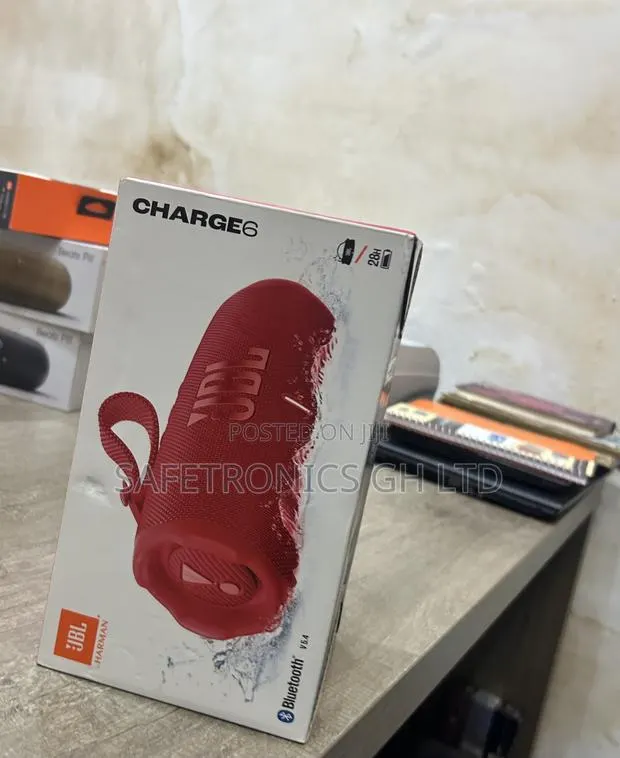 Ultra Modern JBL Charge 6 Bluetooth Wireless Speaker · Photo 1