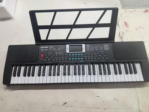 Beginners Piano Keyboard · Photo 1