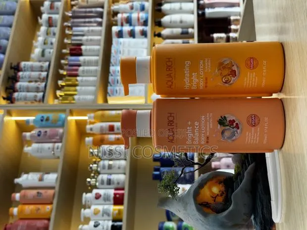 Aqua Rich Body Lotion · Photo 1