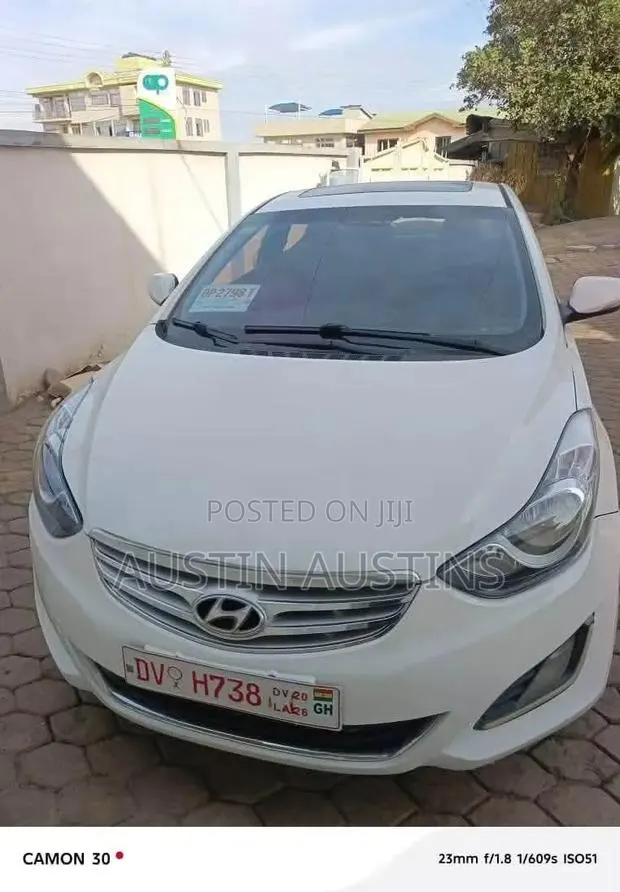 Hyundai Elantra 2013 White