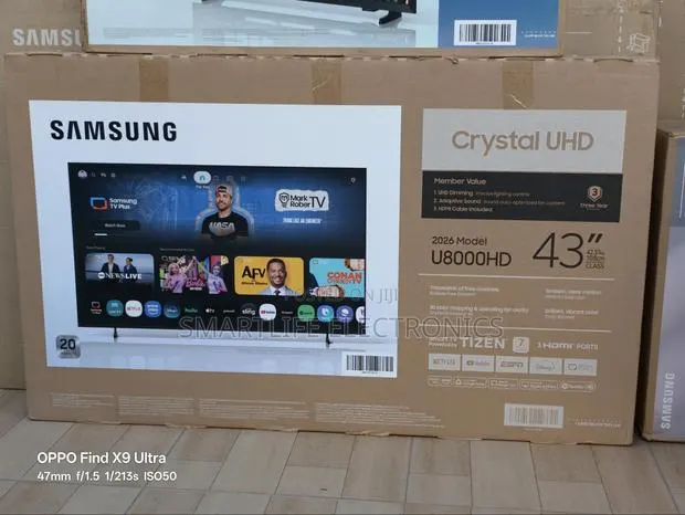Samsung 43 INCHES TV · Photo 1