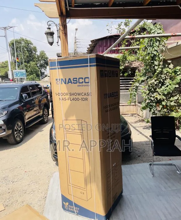 Cool Elegance Nasco Nas-400-1dr 1 Door Beverage Cooler. · Photo 1
