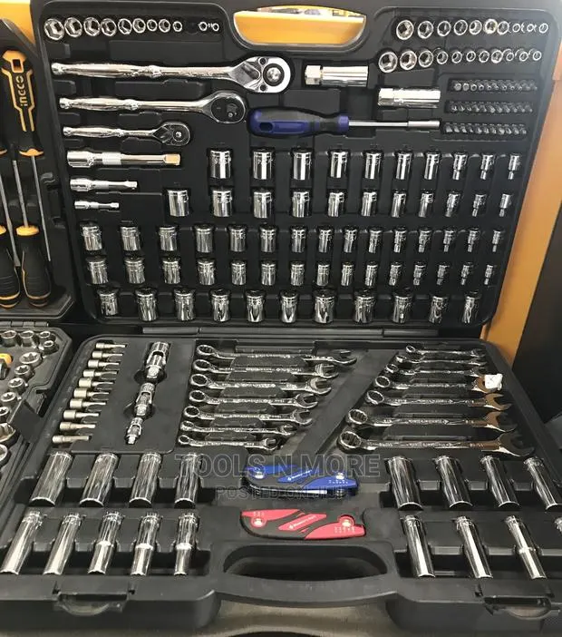 Wrench and Spanner Set · Photo 1