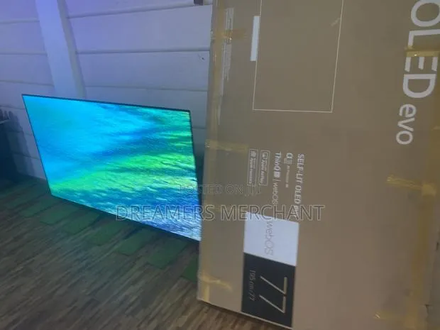 Lg Oled Evo 77 Inch · Photo 1
