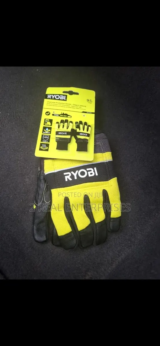 Ryobi Chainsaw Protective Gloves (Class 2) · Photo 1