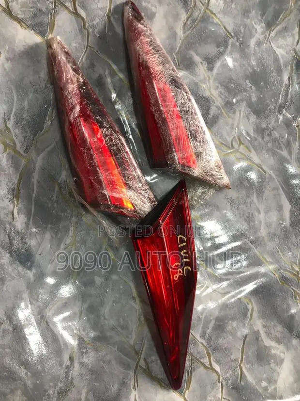 Honda Civic 2016, 2017, 2018, 2019, 2020, 2021 Boot Light Pair · Photo 1