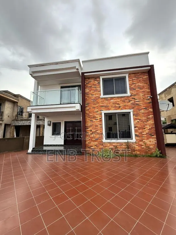 Furnished 4bdrm Duplex in East Legon, American House for rent · Photo 1