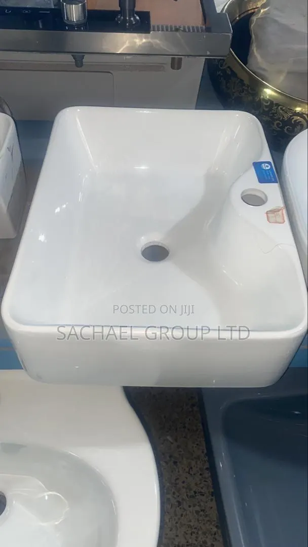 Rectangle Ceramic Pedicure Bowl · Photo 1