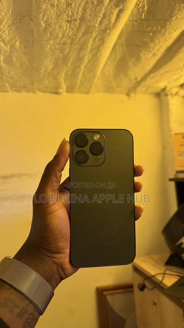 Apple iPhone 14 Pro Max 128 GB Black · Photo 1
