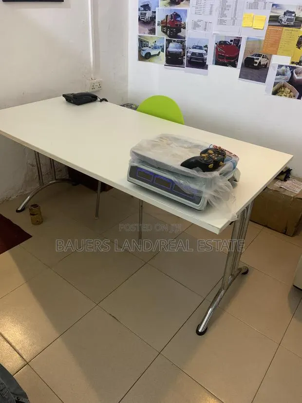 Teknik Space Office Folding Table · Photo 1