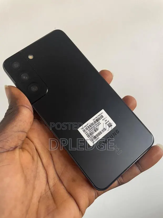 Samsung Galaxy S22 5G 256 GB Black · Photo 1