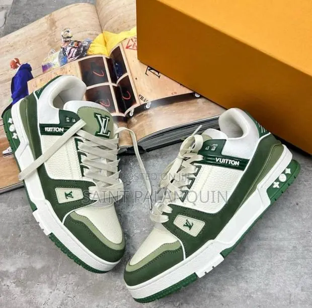 LV Sneakers Vibrant Green · Photo 1