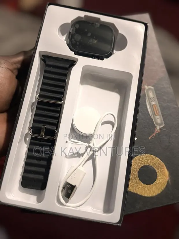 Fitness And Bp Checking Workout Smart Watch · Photo 1
