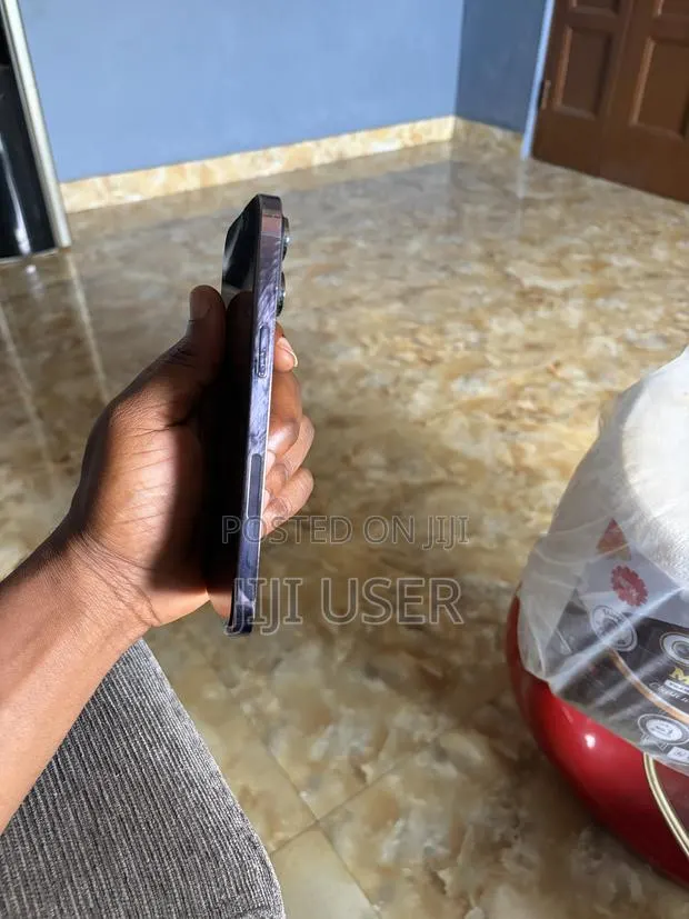 Apple iPhone 14 Pro Max 256 GB Purple · Photo 1
